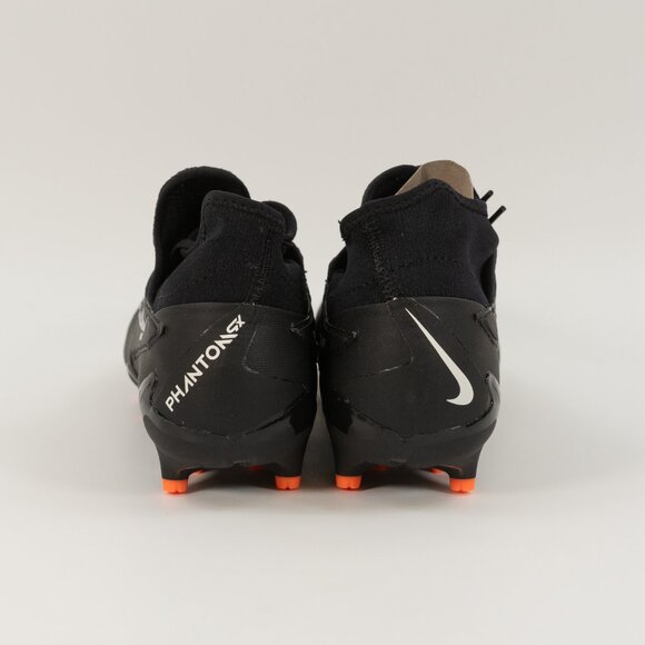 Nike Phantom GX Pro Dynamic Fit FG Soccer Cleats DD9465-010 size 5 M / 6.5 W